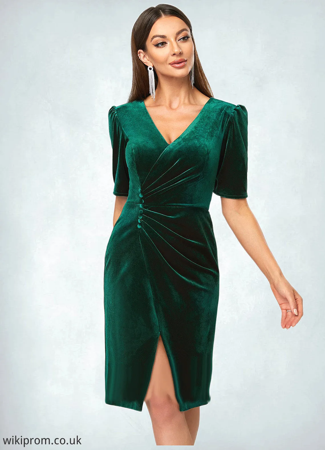Aimee Sheath/Column V-Neck Knee-Length Velvet Cocktail Dress With Pleated SWKP0022485