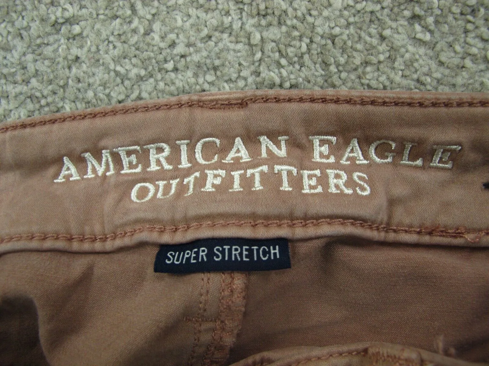 American Eagle Women Jegging Jeans Skinny Leg Super Stretch Low Rise Beige SZ 0