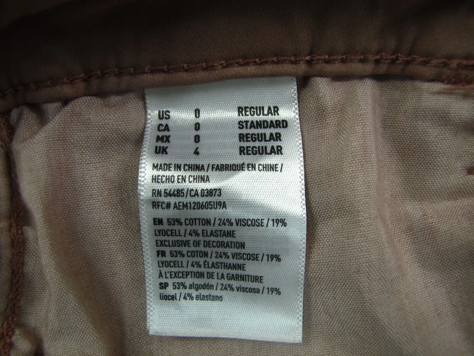 American Eagle Women Jegging Jeans Skinny Leg Super Stretch Low Rise Beige SZ 0
