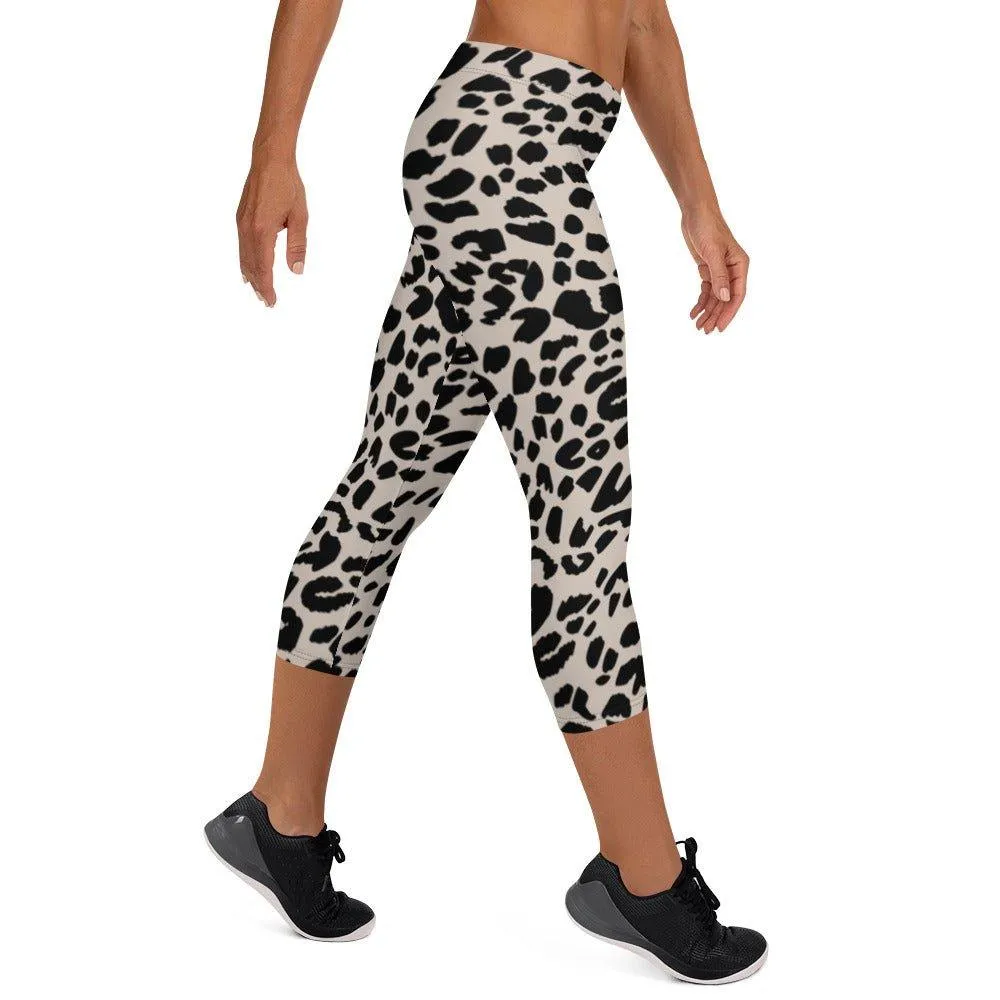 Black Animal Print Women's Capri Leggings
