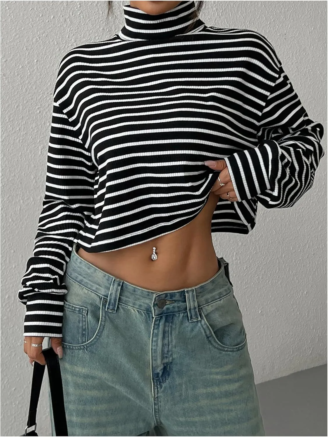 Floerns Women's Mock Turtleneck Long Sleeve Knit Loose Striped Crop T Shirts