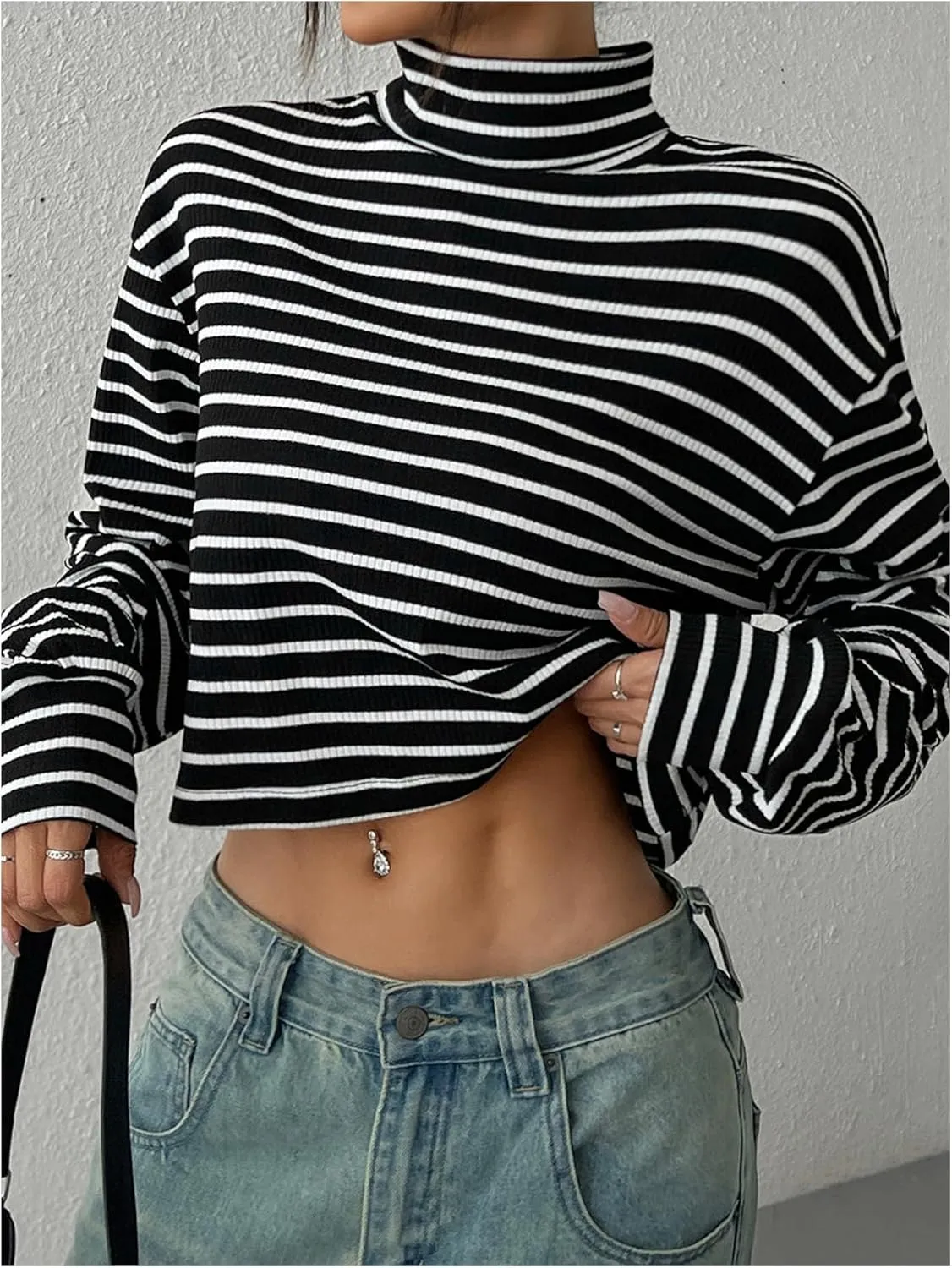 Floerns Women's Mock Turtleneck Long Sleeve Knit Loose Striped Crop T Shirts