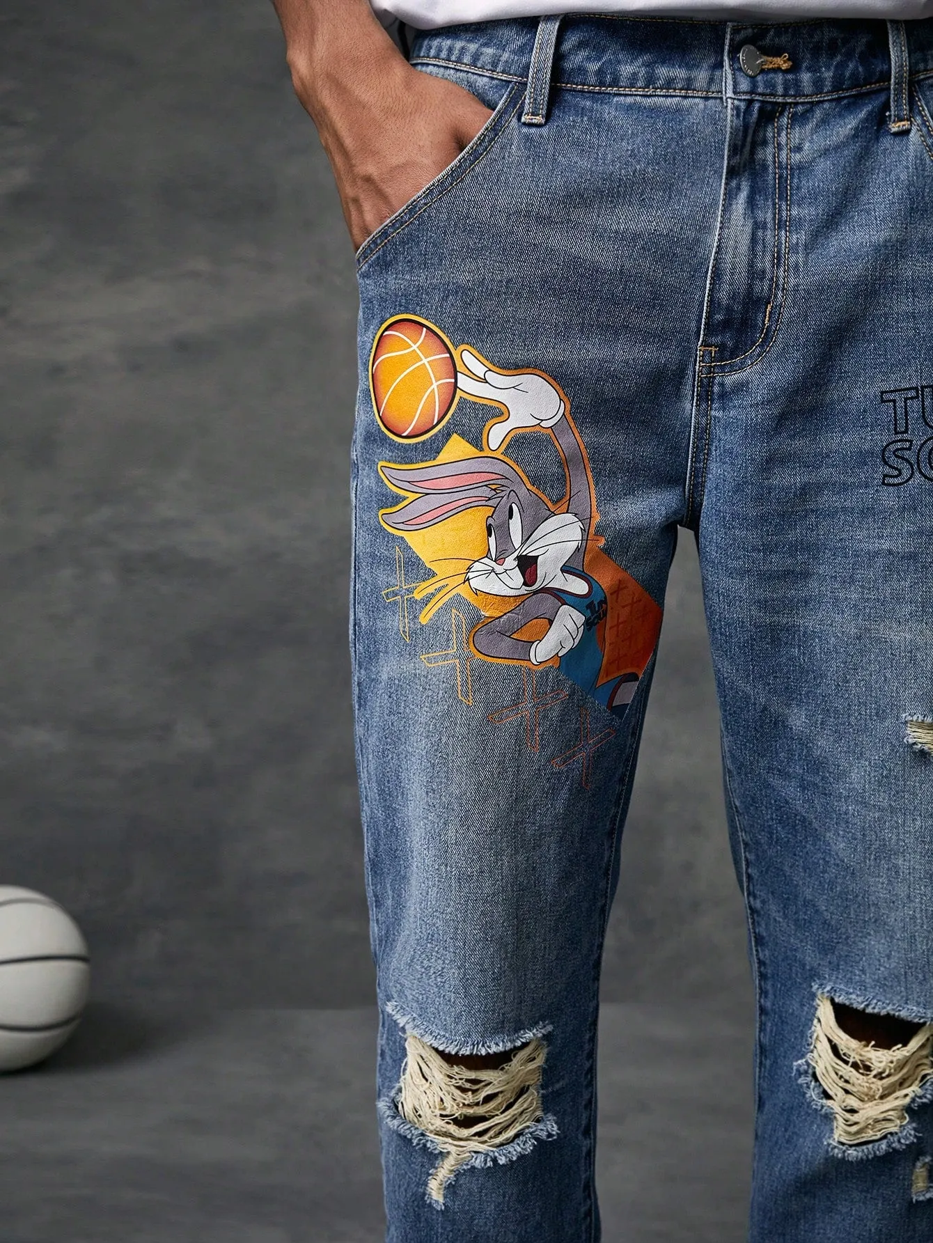 Men Cartoon Graphic Ripped Straight Leg Jeans