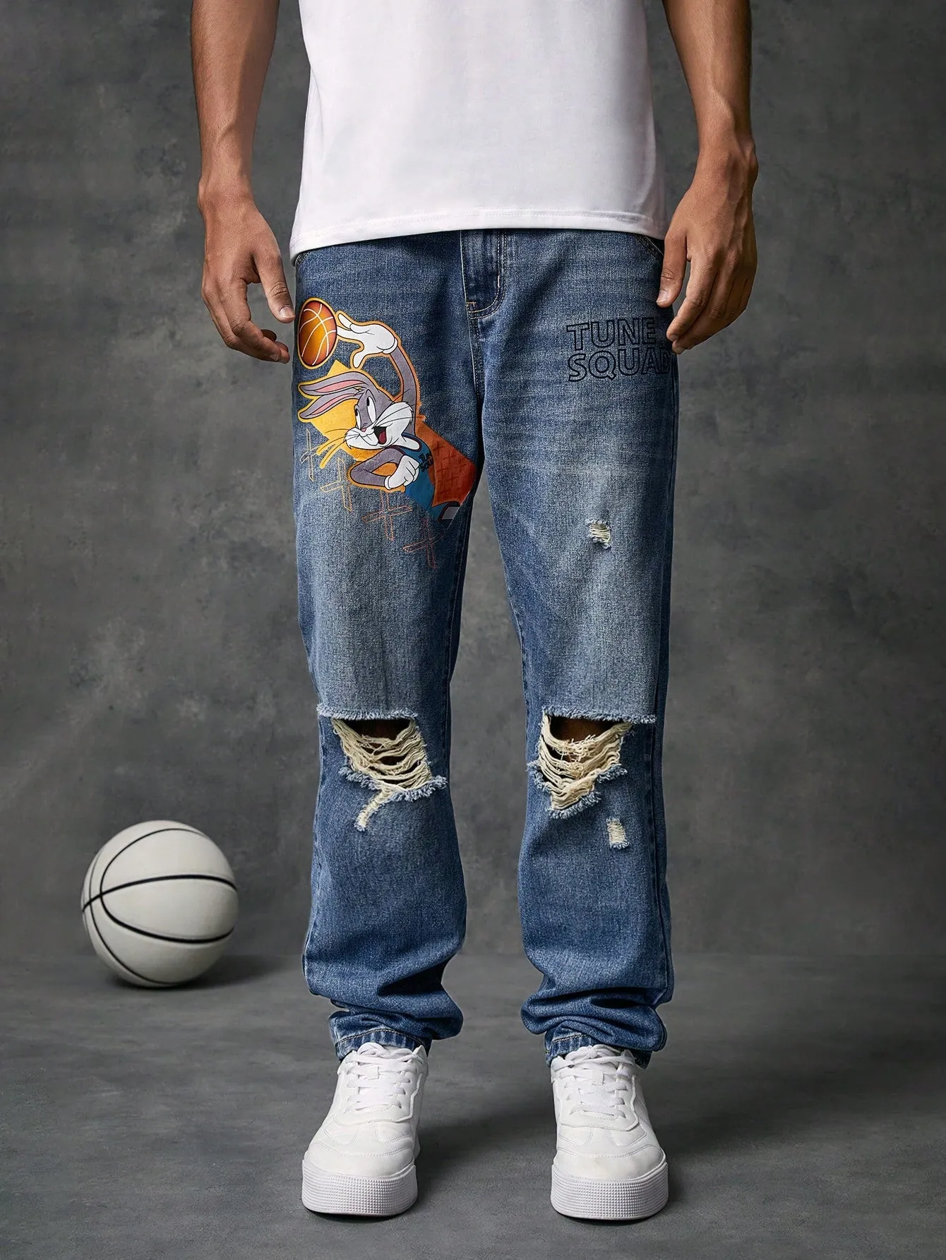 Men Cartoon Graphic Ripped Straight Leg Jeans