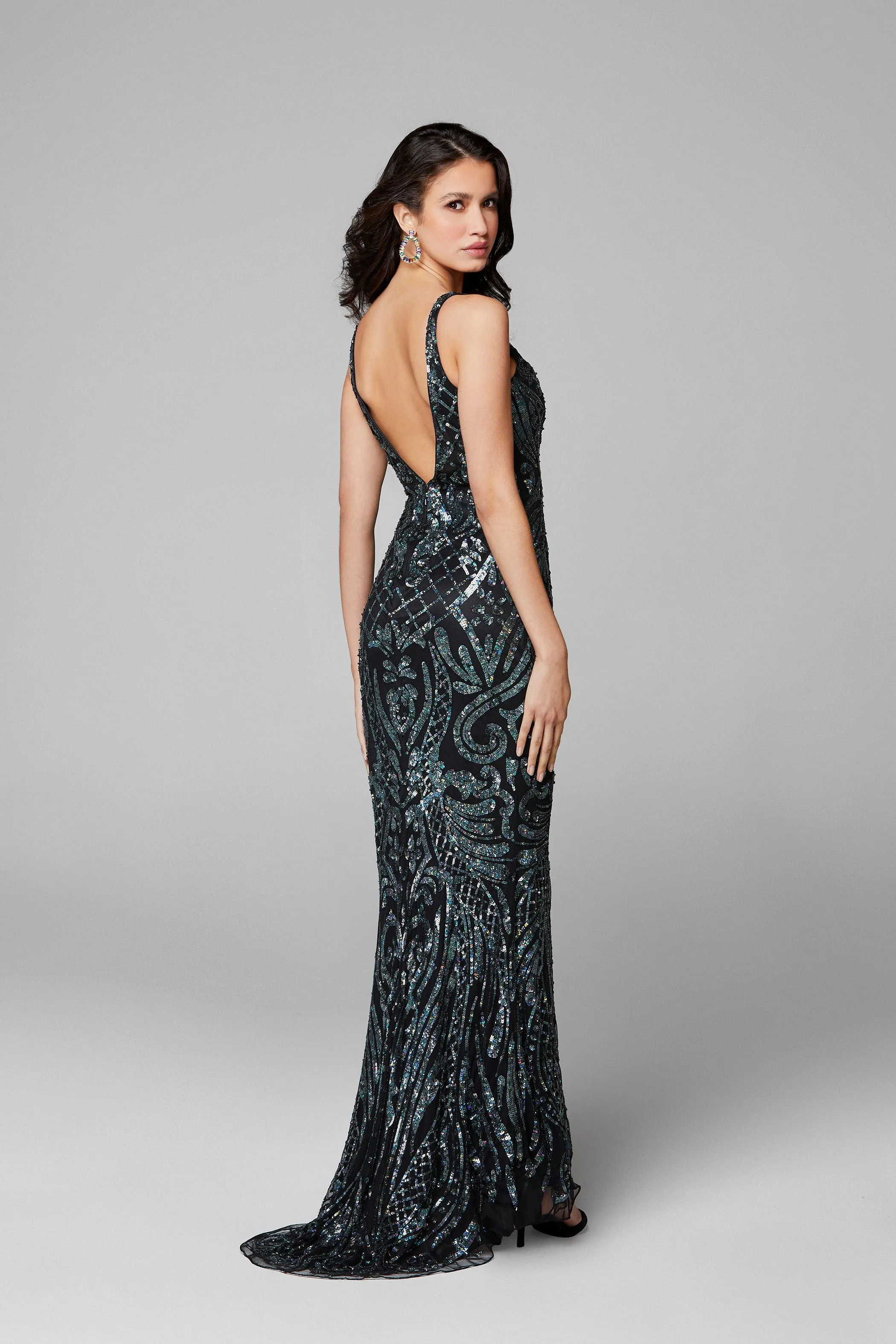 Primavera Couture 3612 Size 4, 16 Long Fitted Sequin Formal Prom Dress Pageant Gown Backless
