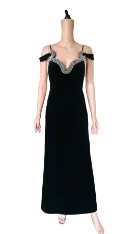 RENT Vintage Black Velvet Cocktail Dress