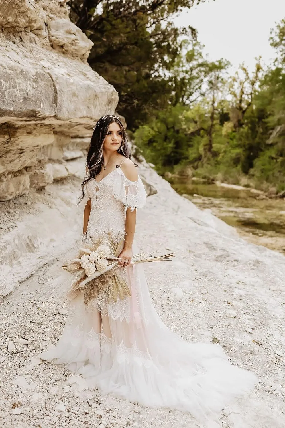 Women's Wedding Dresses Chic Lace Evening Dresses V Neck Ruffle Sleeves Beachy Boho Outdoorsy Wedding Gowns
